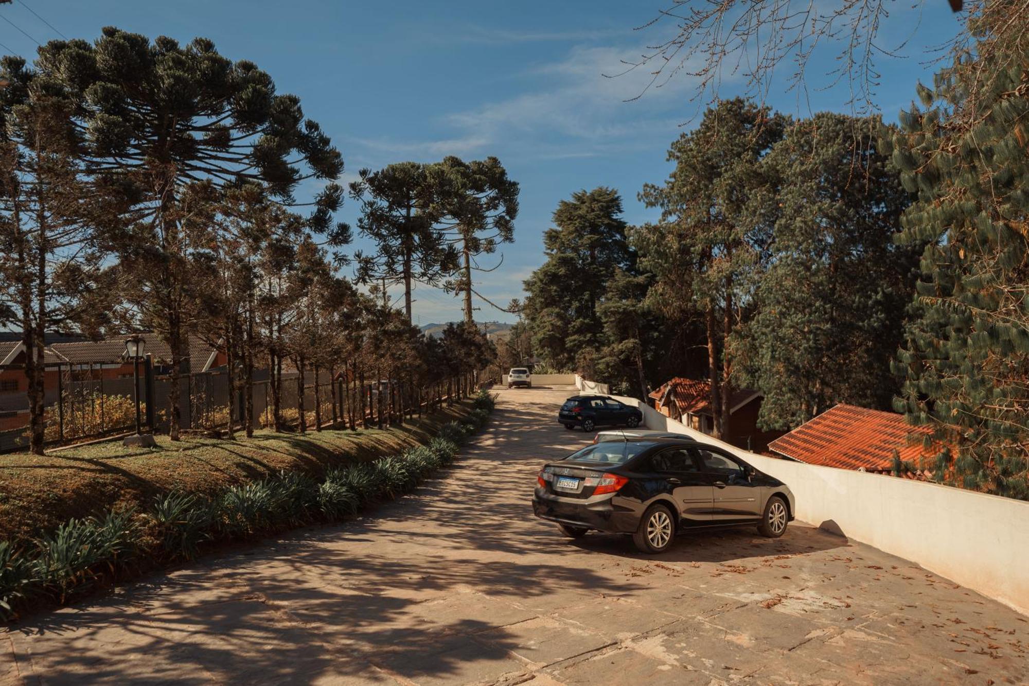 Pousada Dos Quatis Campos do Jordão エクステリア 写真
